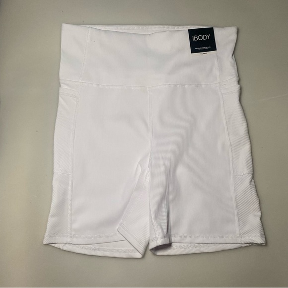 Bundle of 4 bike shorts 3 Rib Pocket & 1 Seamless - Picture 13 of 14